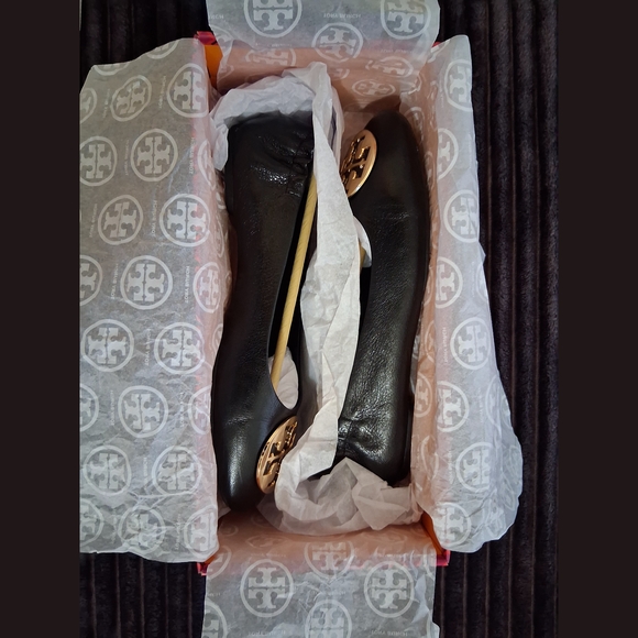 Tory Burch Black Ballet Flats - Picture 7 of 9